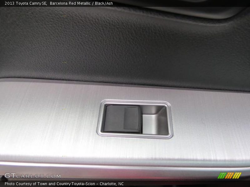 Barcelona Red Metallic / Black/Ash 2013 Toyota Camry SE