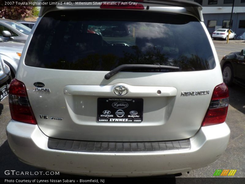 Millenium Silver Metallic / Ash Gray 2007 Toyota Highlander Limited 4WD
