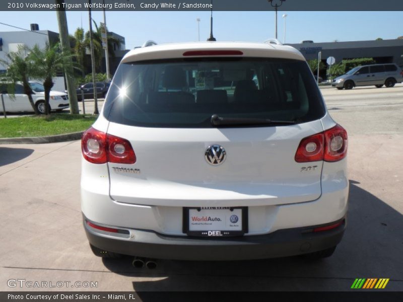 Candy White / Sandstone 2010 Volkswagen Tiguan Wolfsburg Edition