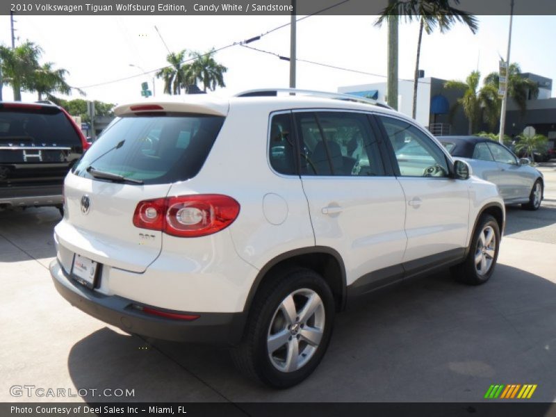 Candy White / Sandstone 2010 Volkswagen Tiguan Wolfsburg Edition