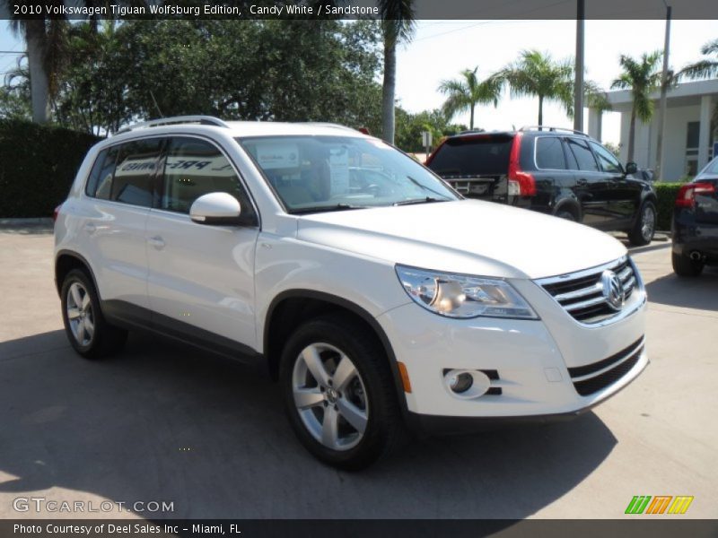 Candy White / Sandstone 2010 Volkswagen Tiguan Wolfsburg Edition