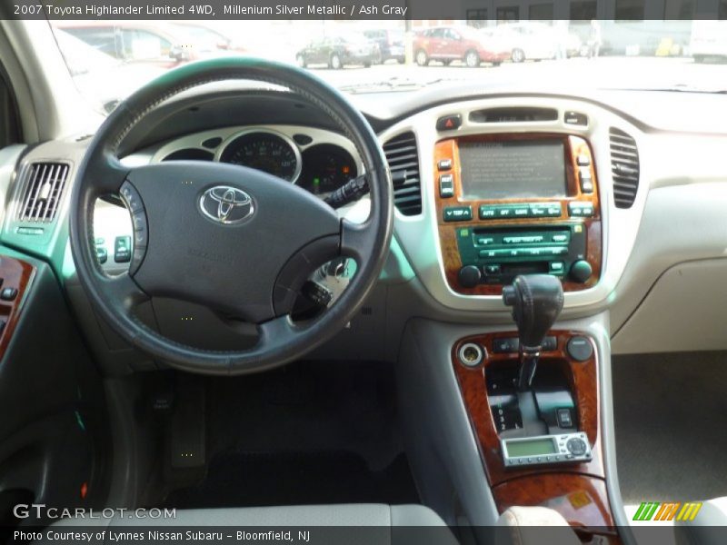 Millenium Silver Metallic / Ash Gray 2007 Toyota Highlander Limited 4WD