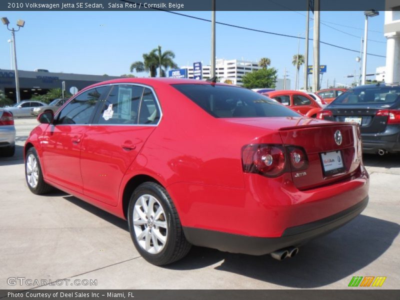 Salsa Red / Cornsilk Beige 2010 Volkswagen Jetta SE Sedan