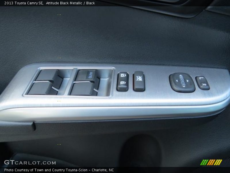 Attitude Black Metallic / Black 2013 Toyota Camry SE