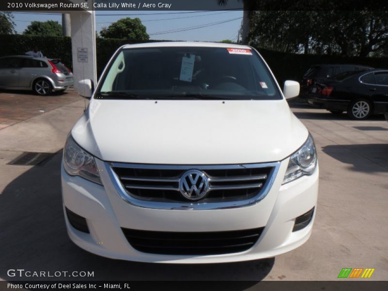 Calla Lilly White / Aero Gray 2010 Volkswagen Routan SE