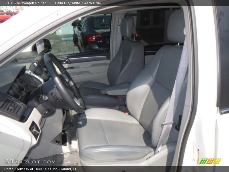 Calla Lilly White / Aero Gray 2010 Volkswagen Routan SE