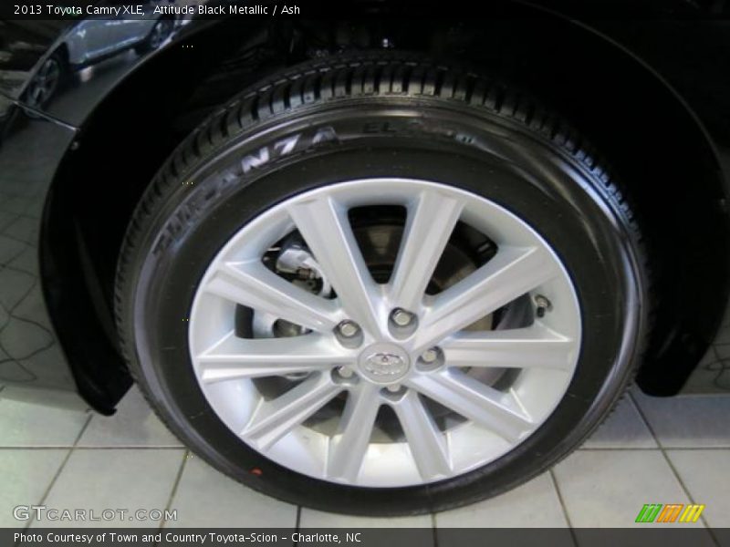 Attitude Black Metallic / Ash 2013 Toyota Camry XLE