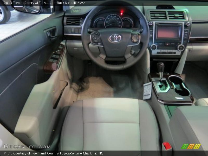 Attitude Black Metallic / Ash 2013 Toyota Camry XLE