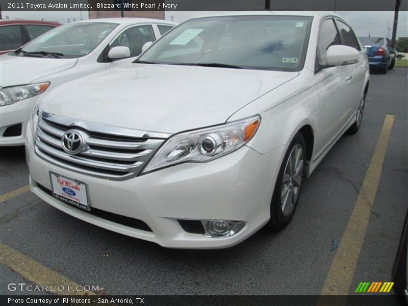 Blizzard White Pearl / Ivory 2011 Toyota Avalon Limited