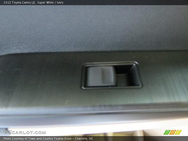 Super White / Ivory 2013 Toyota Camry LE