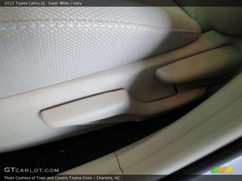 Super White / Ivory 2013 Toyota Camry LE