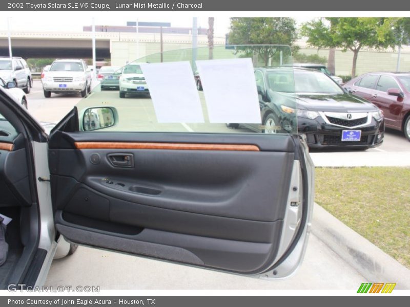 Door Panel of 2002 Solara SLE V6 Coupe