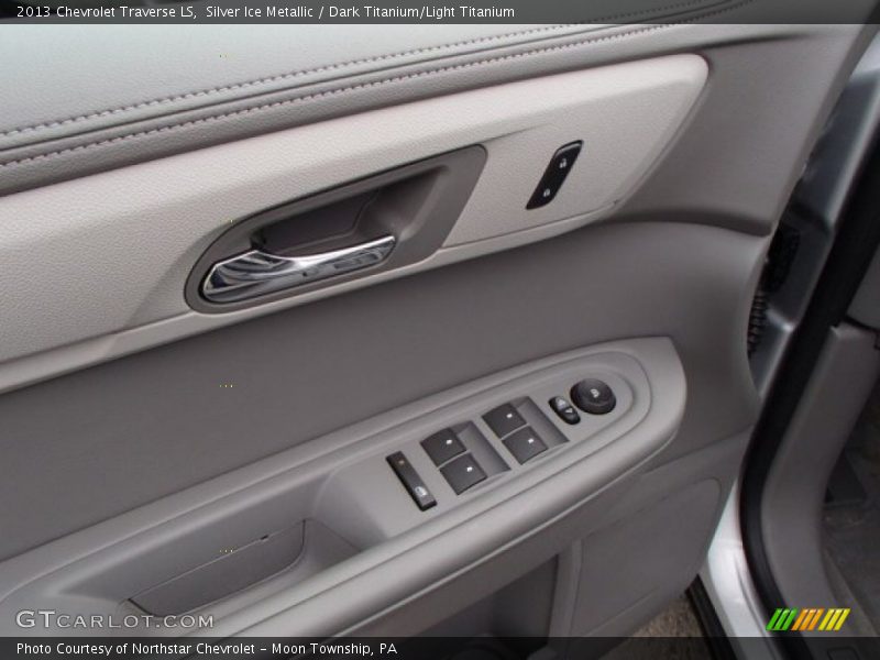 Silver Ice Metallic / Dark Titanium/Light Titanium 2013 Chevrolet Traverse LS