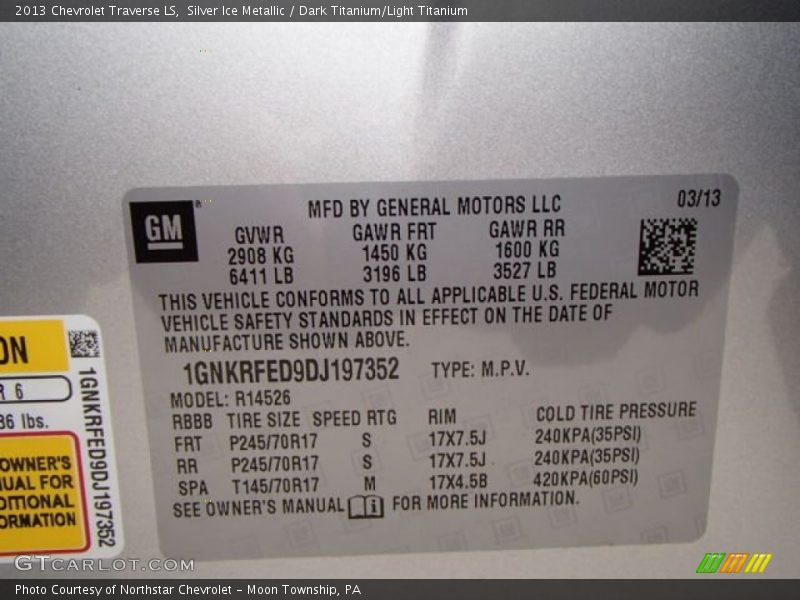 Silver Ice Metallic / Dark Titanium/Light Titanium 2013 Chevrolet Traverse LS