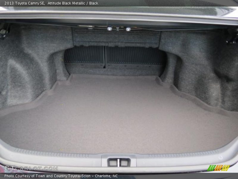 Attitude Black Metallic / Black 2013 Toyota Camry SE