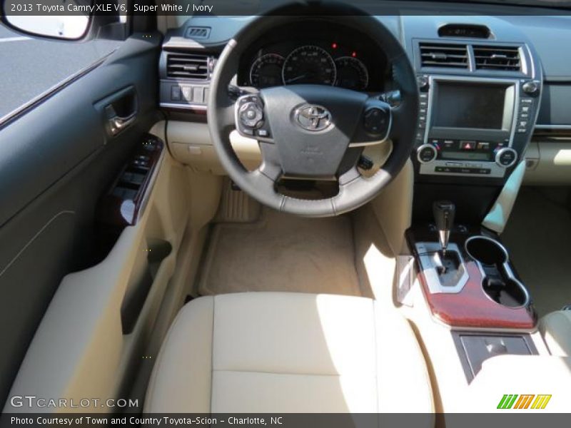 Super White / Ivory 2013 Toyota Camry XLE V6
