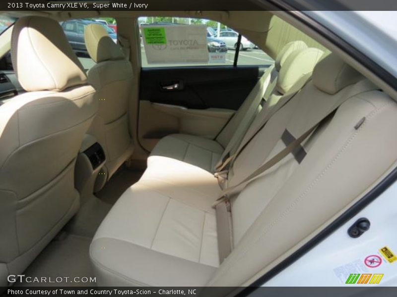 Super White / Ivory 2013 Toyota Camry XLE V6