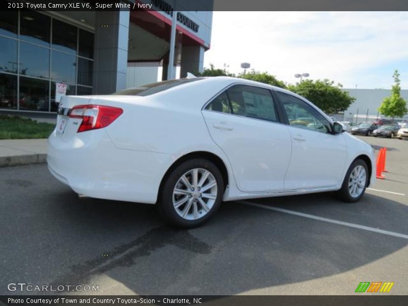 Super White / Ivory 2013 Toyota Camry XLE V6