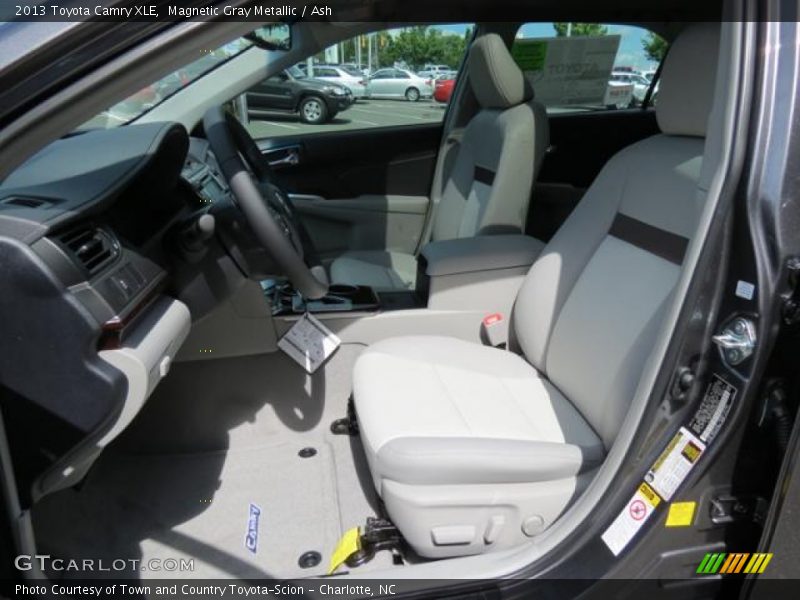 Magnetic Gray Metallic / Ash 2013 Toyota Camry XLE