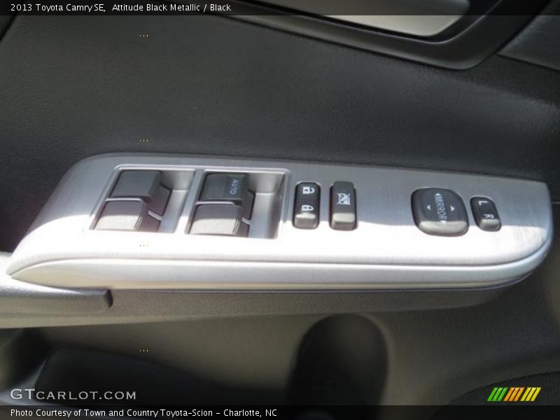 Attitude Black Metallic / Black 2013 Toyota Camry SE