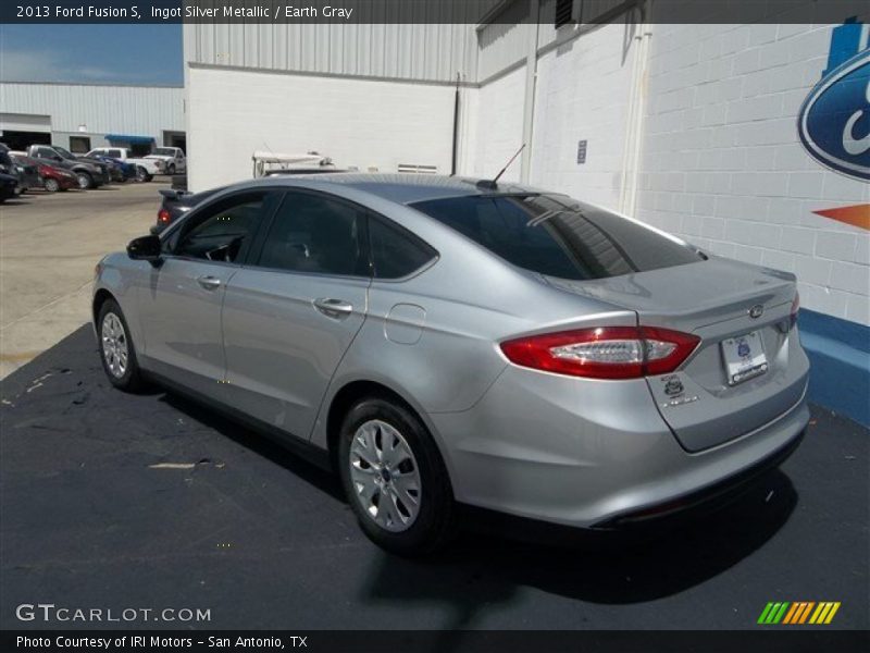 Ingot Silver Metallic / Earth Gray 2013 Ford Fusion S