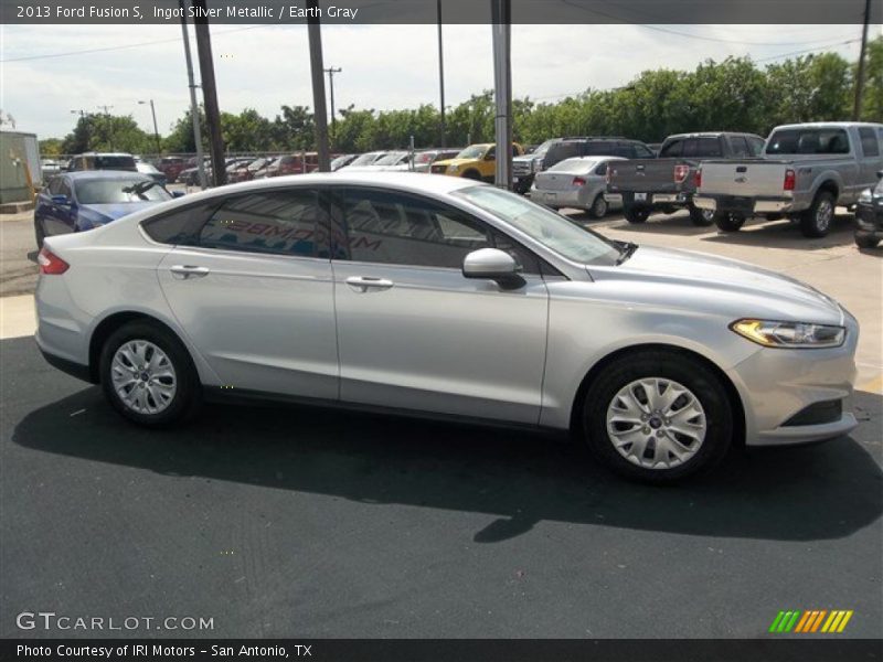 Ingot Silver Metallic / Earth Gray 2013 Ford Fusion S
