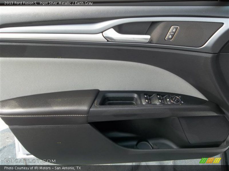 Ingot Silver Metallic / Earth Gray 2013 Ford Fusion S
