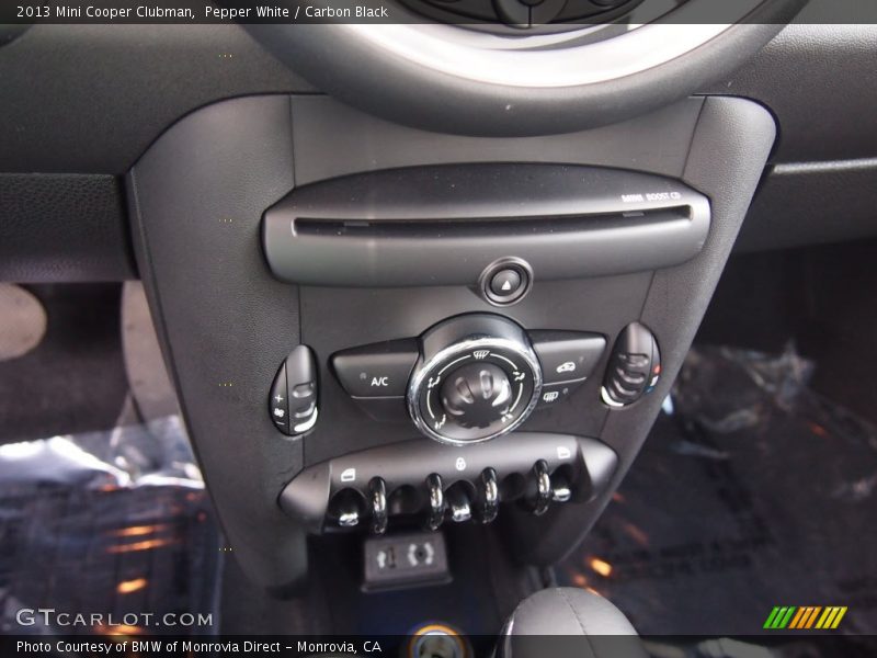 Pepper White / Carbon Black 2013 Mini Cooper Clubman