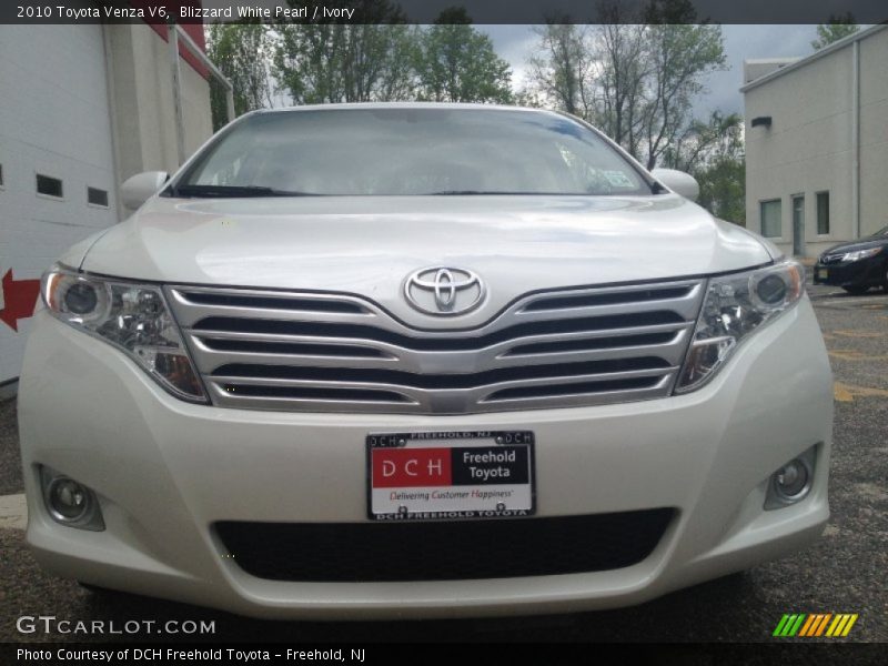 Blizzard White Pearl / Ivory 2010 Toyota Venza V6