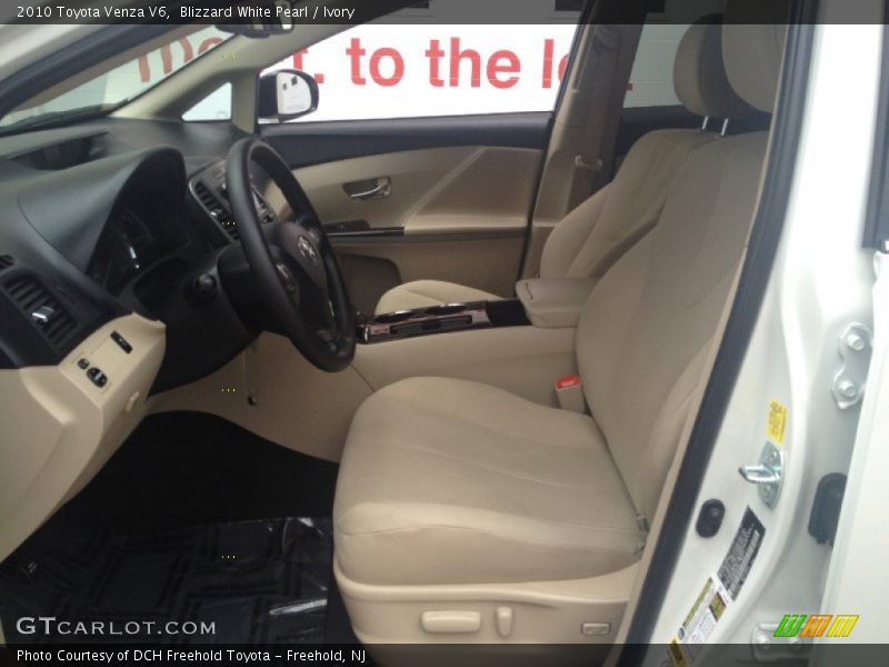 Blizzard White Pearl / Ivory 2010 Toyota Venza V6