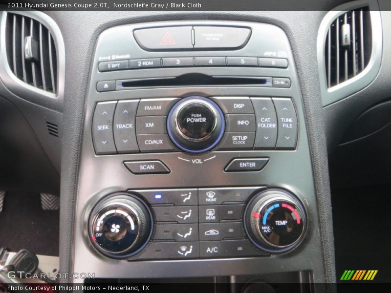 Controls of 2011 Genesis Coupe 2.0T
