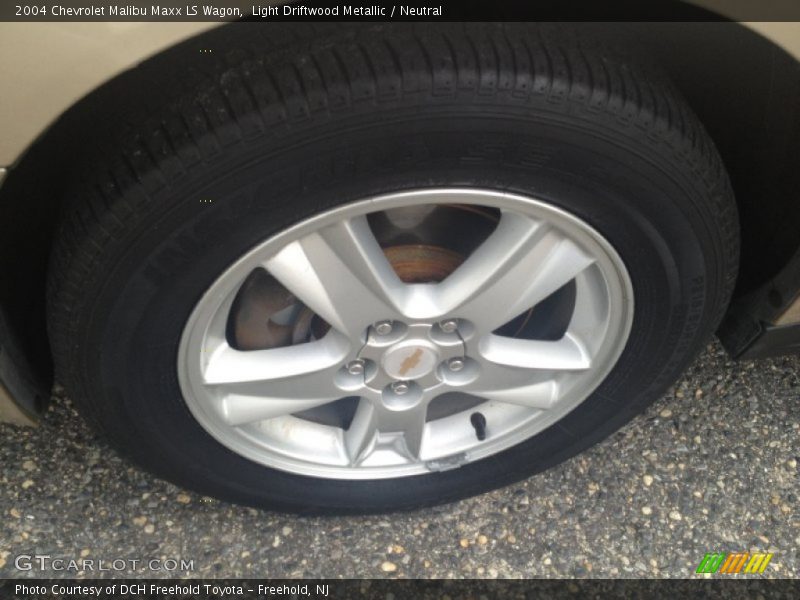  2004 Malibu Maxx LS Wagon Wheel