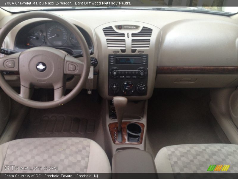 Dashboard of 2004 Malibu Maxx LS Wagon
