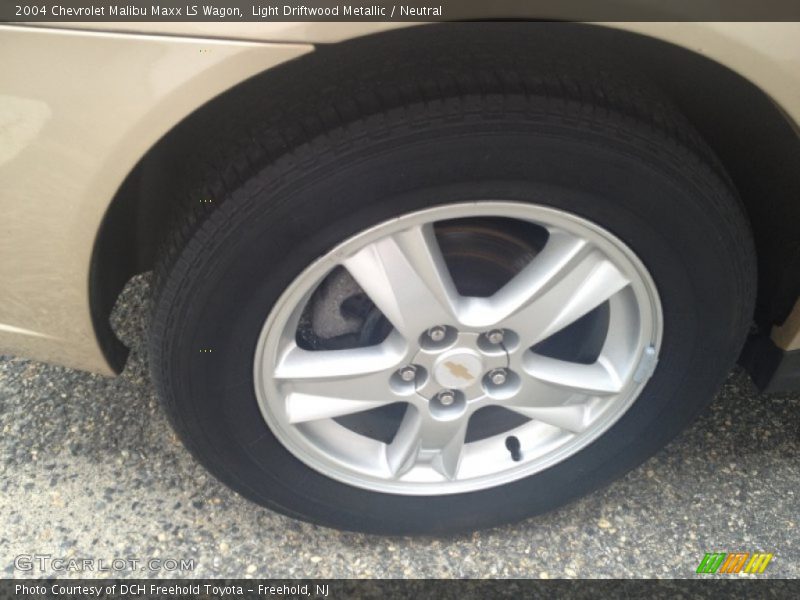  2004 Malibu Maxx LS Wagon Wheel