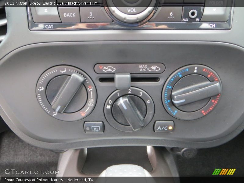 Electric Blue / Black/Silver Trim 2011 Nissan Juke S