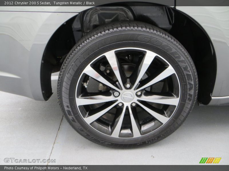 Tungsten Metallic / Black 2012 Chrysler 200 S Sedan