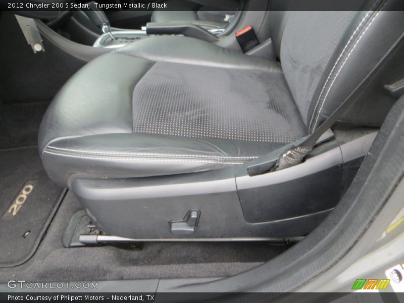 Tungsten Metallic / Black 2012 Chrysler 200 S Sedan