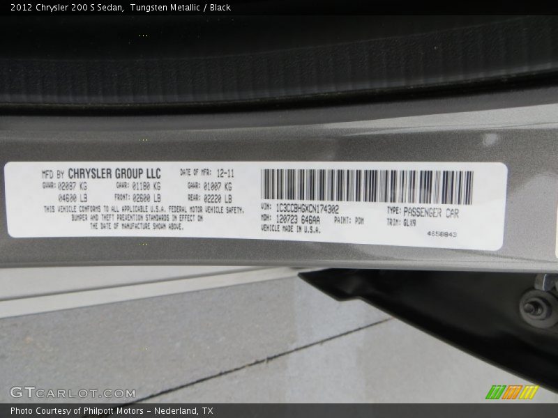 Tungsten Metallic / Black 2012 Chrysler 200 S Sedan