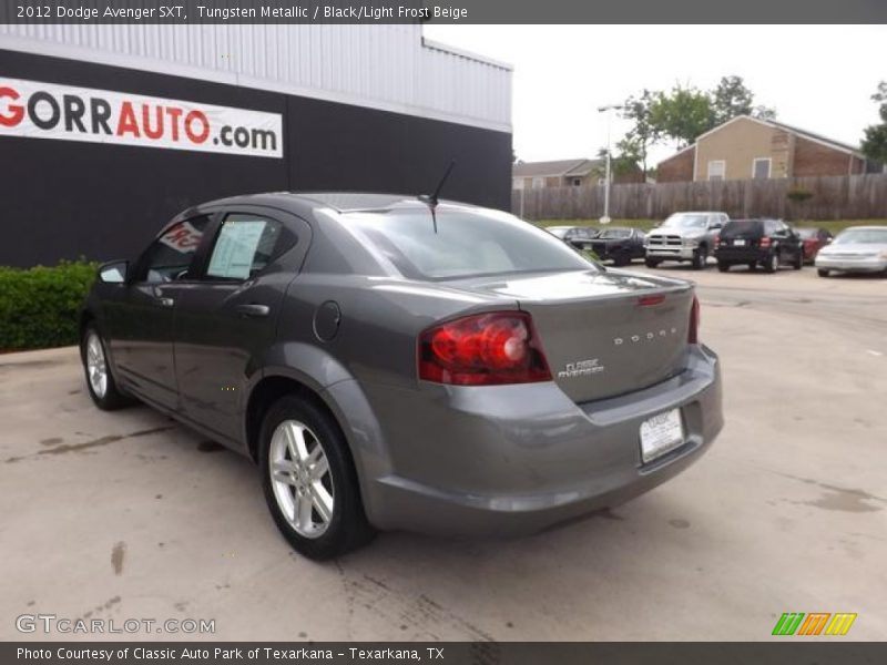 Tungsten Metallic / Black/Light Frost Beige 2012 Dodge Avenger SXT