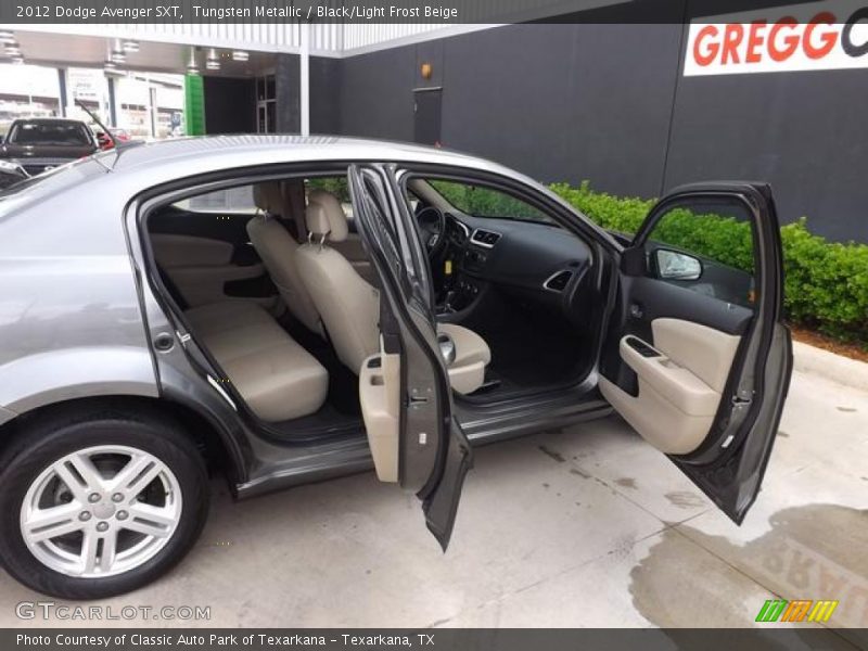 Tungsten Metallic / Black/Light Frost Beige 2012 Dodge Avenger SXT