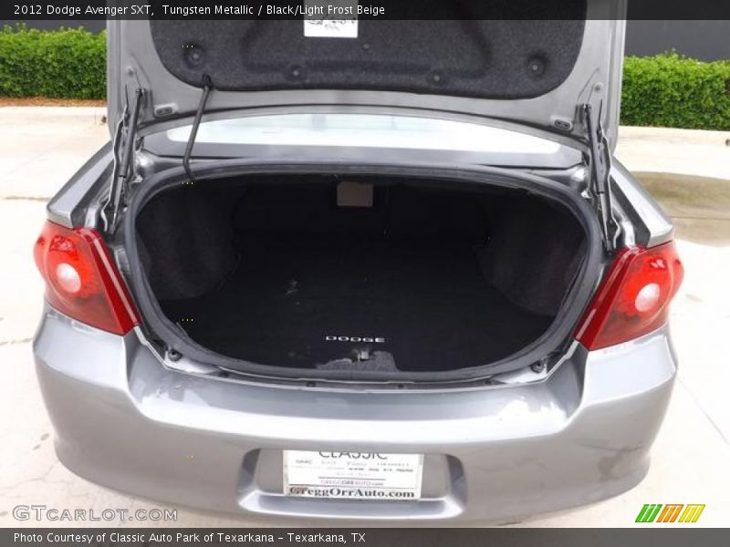 Tungsten Metallic / Black/Light Frost Beige 2012 Dodge Avenger SXT