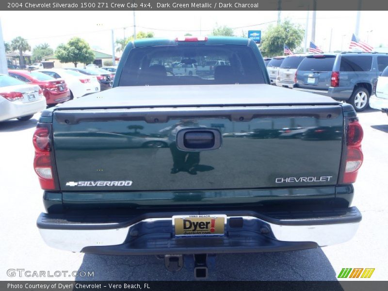Dark Green Metallic / Dark Charcoal 2004 Chevrolet Silverado 1500 Z71 Crew Cab 4x4