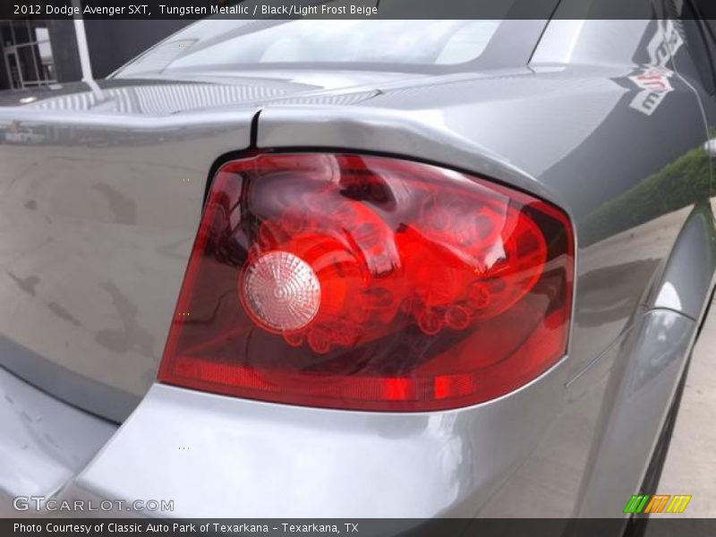 Tungsten Metallic / Black/Light Frost Beige 2012 Dodge Avenger SXT