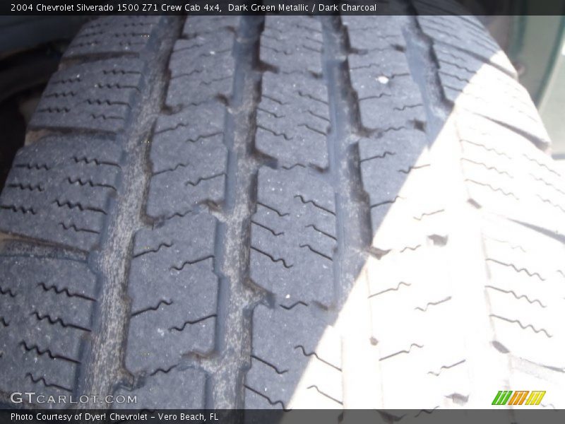 Dark Green Metallic / Dark Charcoal 2004 Chevrolet Silverado 1500 Z71 Crew Cab 4x4