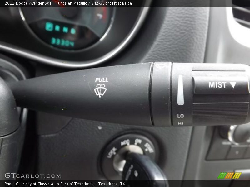 Tungsten Metallic / Black/Light Frost Beige 2012 Dodge Avenger SXT