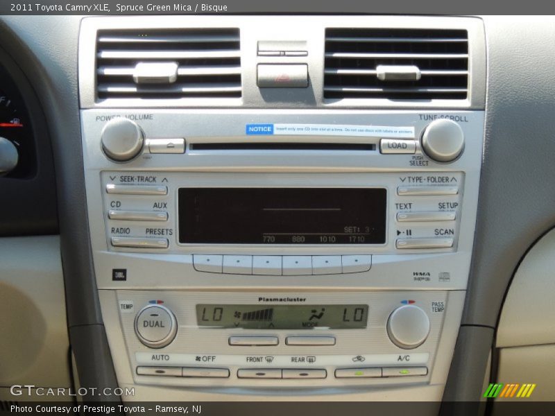 Spruce Green Mica / Bisque 2011 Toyota Camry XLE