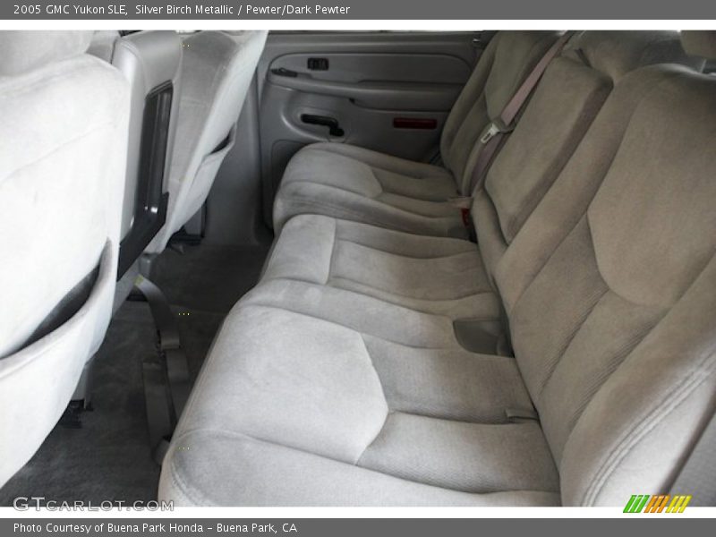 Silver Birch Metallic / Pewter/Dark Pewter 2005 GMC Yukon SLE