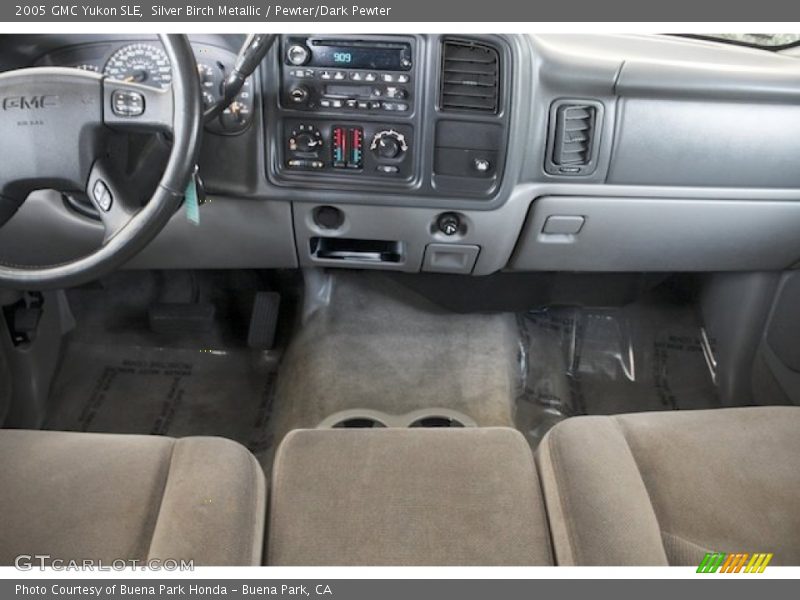 Silver Birch Metallic / Pewter/Dark Pewter 2005 GMC Yukon SLE