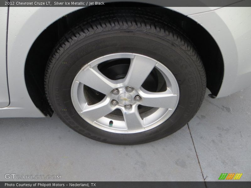Silver Ice Metallic / Jet Black 2012 Chevrolet Cruze LT