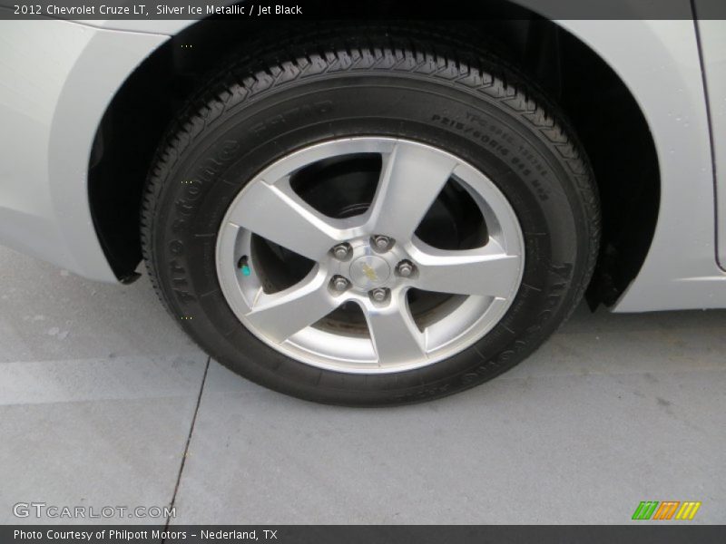 Silver Ice Metallic / Jet Black 2012 Chevrolet Cruze LT